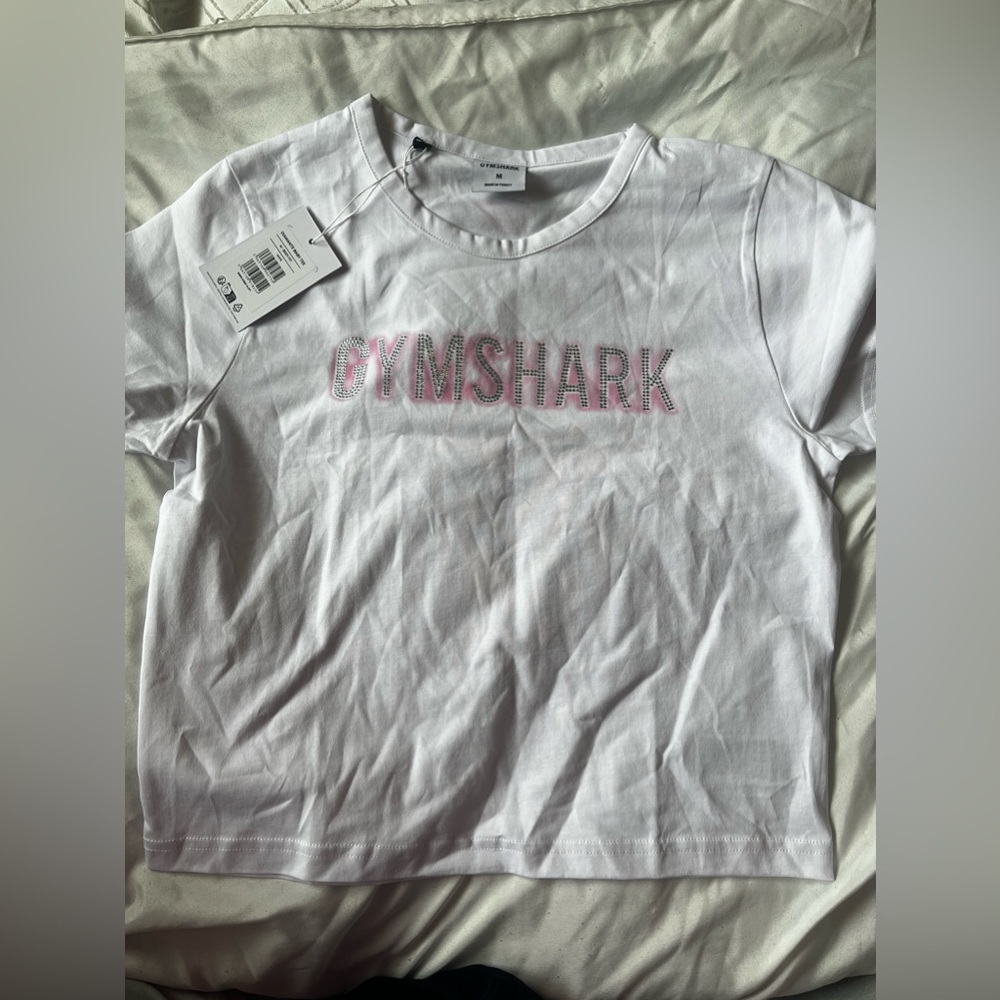 GS tee